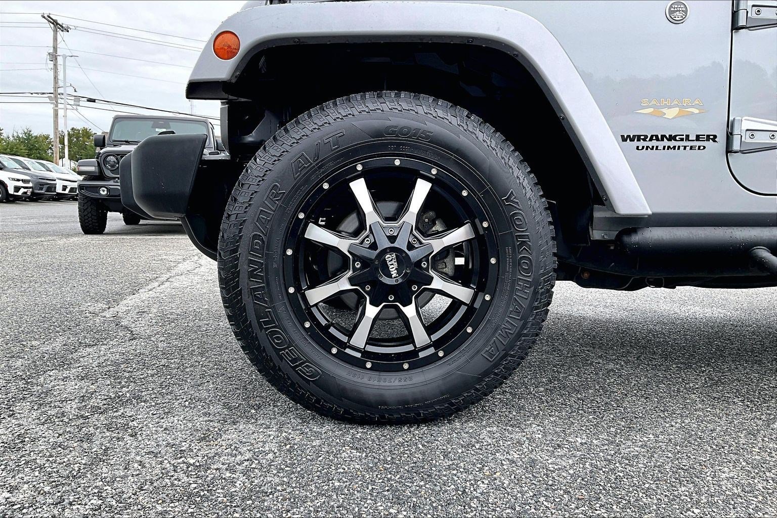 Used 2015 Jeep Wrangler Unlimited Sahara w/ Max Tow Package AWD/4WD image 8