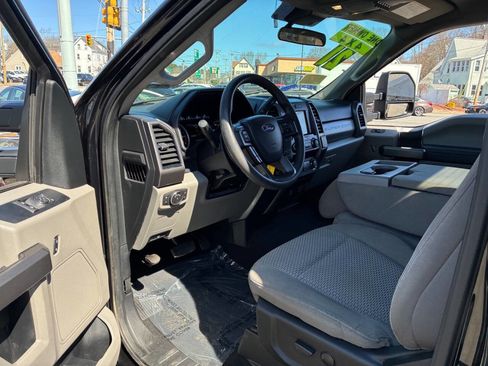 Used 2021 Ford F250 XLT w/ XLT Value Package image 9