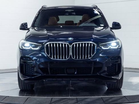 Used 2022 BMW X5 xDrive40i w/ M Sport Package AWD/4WD image 5