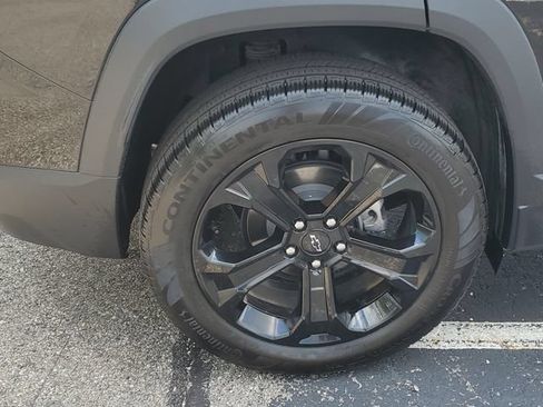 Used 2025 Chevrolet Equinox LT w/ Midnight Edition AWD/4WD image 8