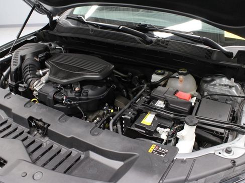 Used 2024 Chevrolet Blazer LT w/ LPO, Floor Liner Package FWD image 16