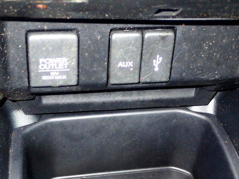 Used 2015 Honda Fit LX image 21