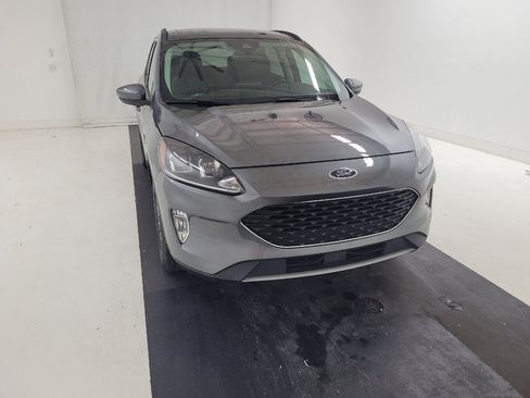 Used 2021 Ford Escape SEL w/ Technology Package FWD image 14