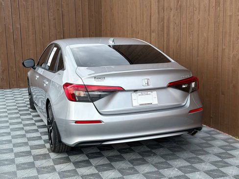 Used 2024 Honda Civic Sport image 14