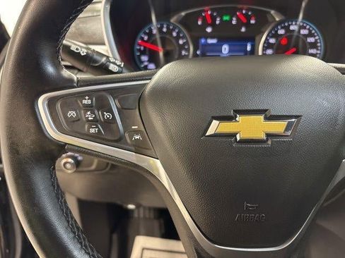 Used 2023 Chevrolet Equinox LT image 8