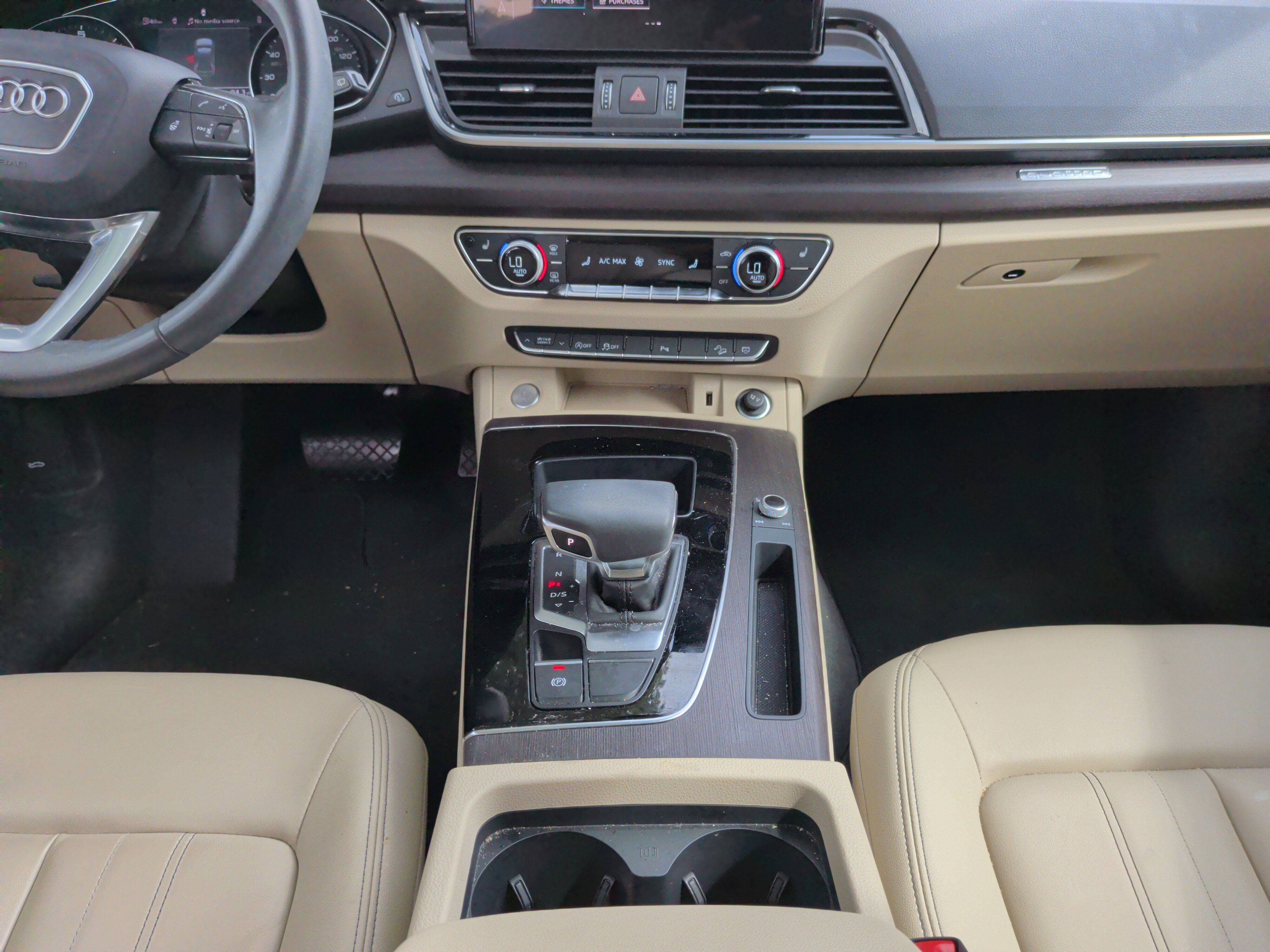 Used 2023 Audi Q5 2.0T Premium w/ Convenience Package AWD/4WD image 27