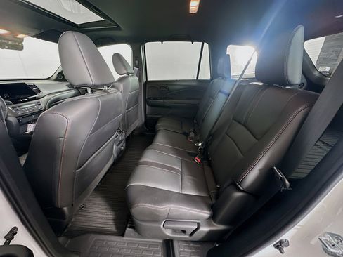 Used 2023 Honda Passport TrailSport image 30