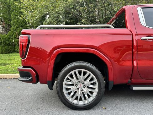 Used 2022 GMC Sierra 1500 Denali w/ Denali Reserve Package AWD/4WD image 52