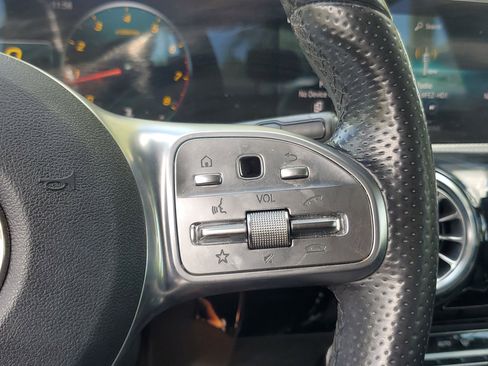 Used 2021 Mercedes-Benz A 220 image 19