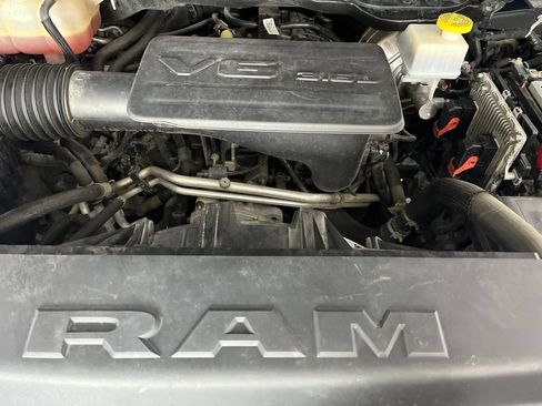 Used 2019 RAM 1500 Big Horn AWD/4WD image 12