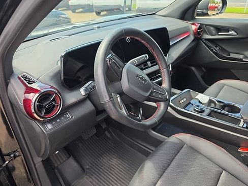 Used 2026 Chevrolet Equinox RS w/ Convenience Package III AWD/4WD image 9