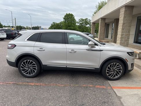 Used 2019 Lincoln Nautilus Reserve w/ Drivers Assistance Package AWD/4WD image 4