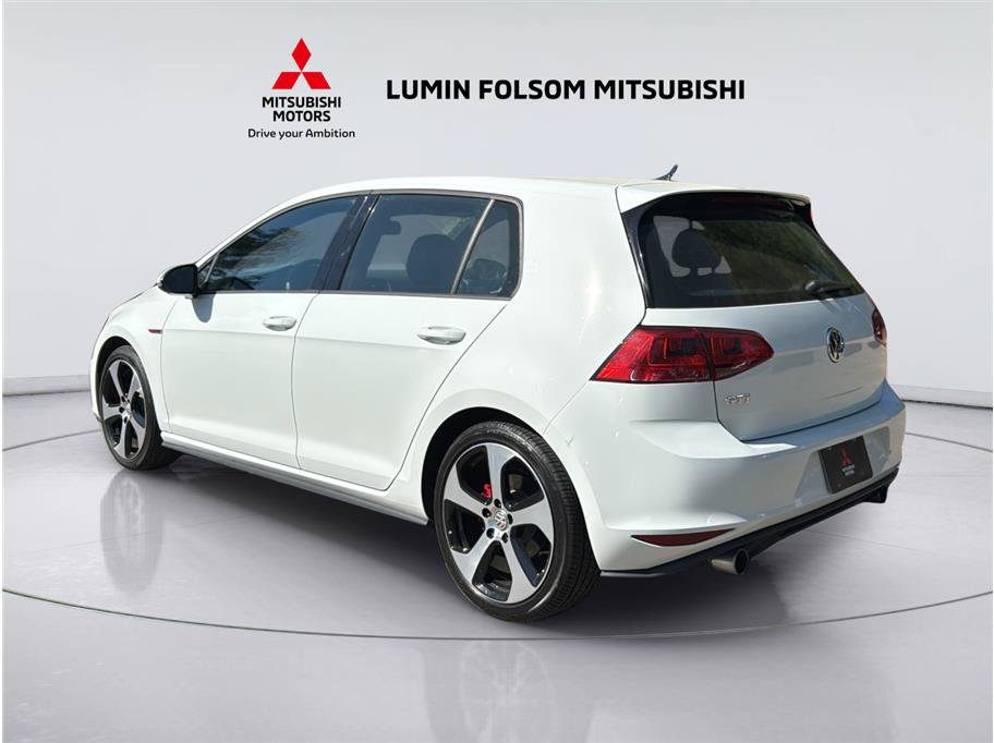 Used 2016 Volkswagen GTI SE FWD image 3