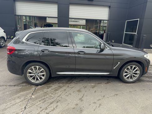 Used 2019 BMW X3 xDrive30i w/ Convenience Package AWD/4WD image 4