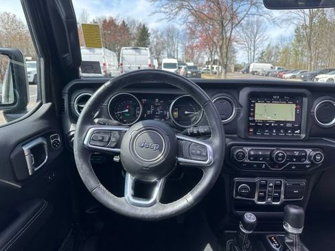 Used 2023 Jeep Wrangler Unlimited Sahara w/ Cold Weather Group image 19