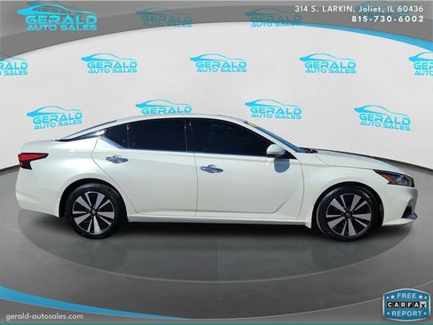 Used 2020 Nissan Altima 2.5 SV image 5