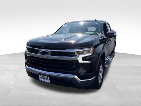 Certified 2022 Chevrolet Silverado 1500 LT AWD/4WD image 2