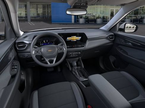 New 2026 Chevrolet TrailBlazer LT w/ Convenience Package FWD image 15