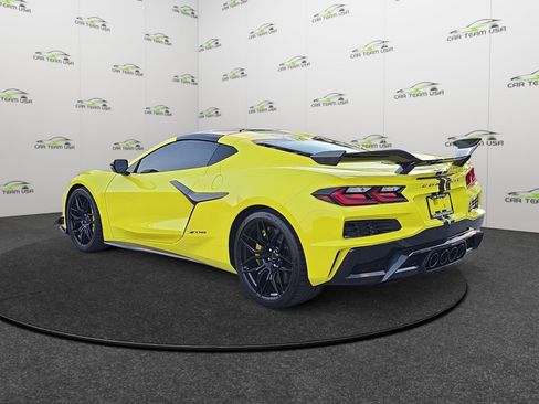 Used 2023 Chevrolet Corvette Z06 w/ Z07 Performance Package image 16