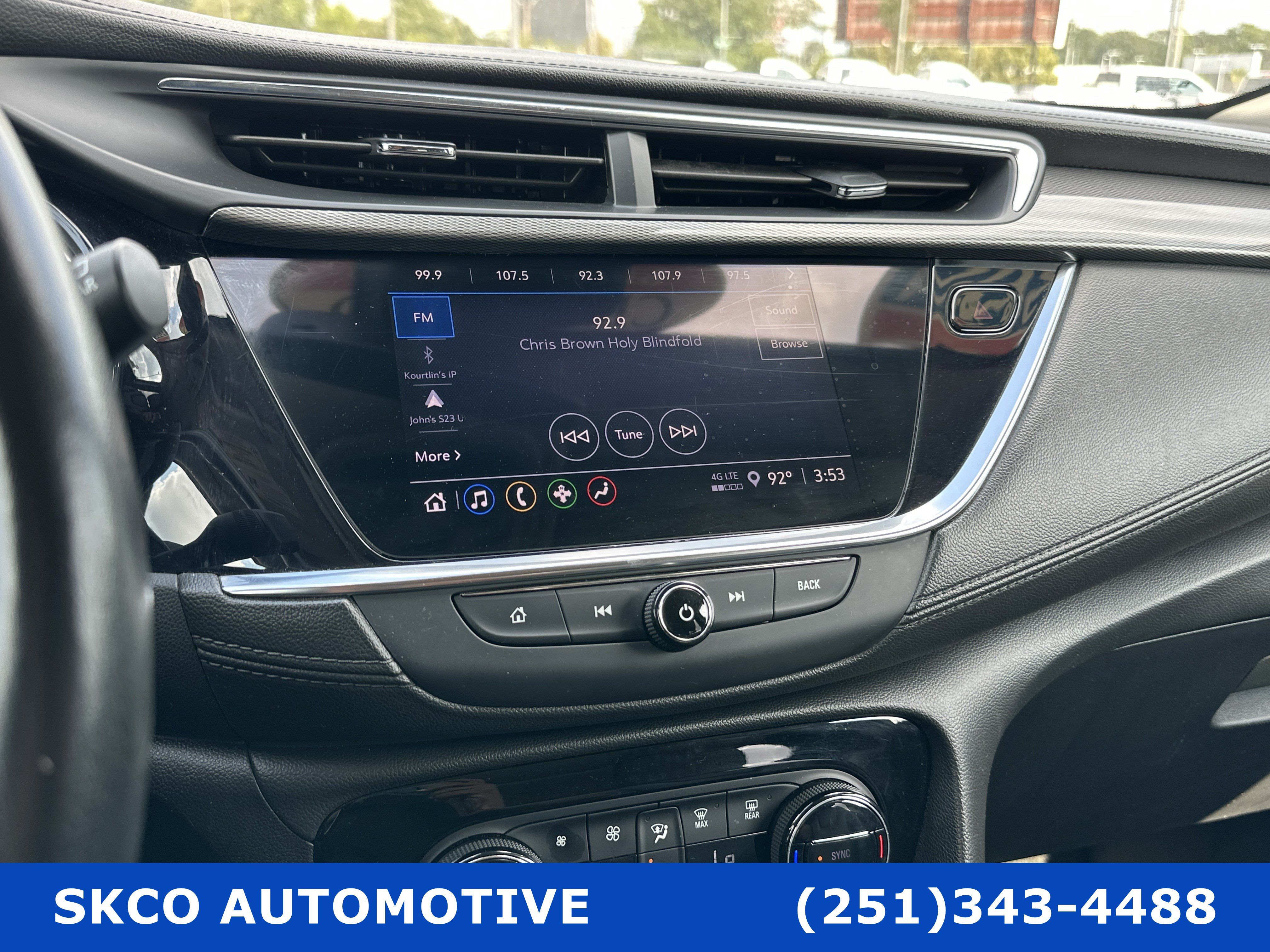Used 2021 Buick Encore GX Essence w/ Experience Buick Package AWD/4WD image 15