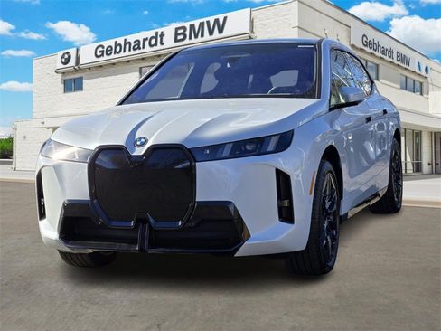 New 2026 BMW iX xDrive60 w/ M Sport Package image 3