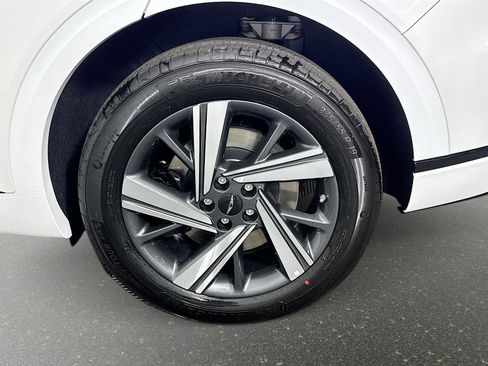 New 2026 Genesis GV70 3.5T Sport Advanced image 33