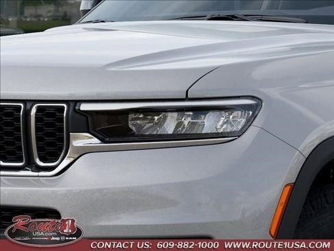 New 2026 Jeep Grand Cherokee L Laredo AWD/4WD image 11