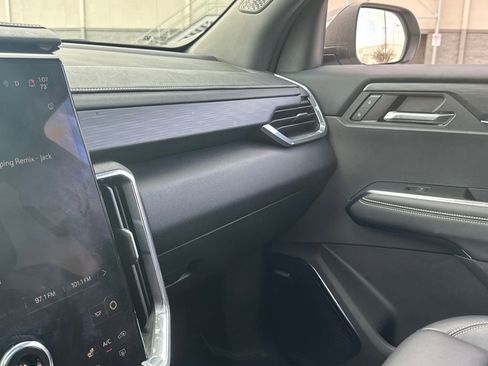 Used 2024 GMC Acadia Elevation w/ LPO, Floor Liner Package image 26