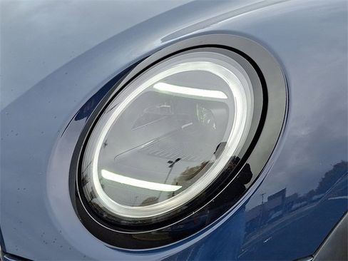 Used 2025 MINI Cooper S image 9