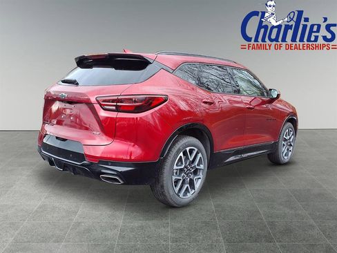 Used 2025 Chevrolet Blazer RS w/ Driver Confidence II Package image 4