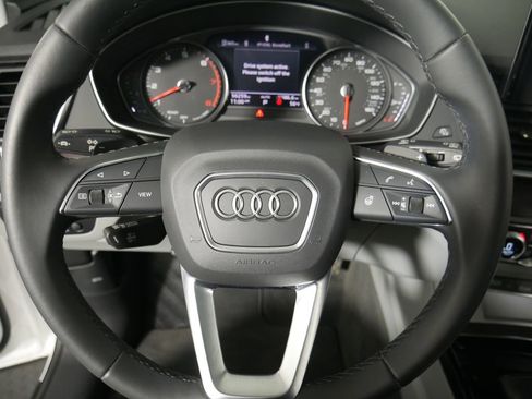 Used 2021 Audi Q5 2.0T Premium w/ Convenience Package image 13