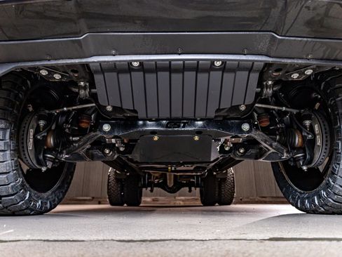 Used 2025 GMC Sierra 3500 Denali Ultimate image 12