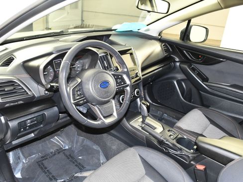 Used 2022 Subaru Crosstrek 2.0i Premium AWD/4WD image 2