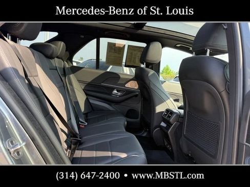 Certified 2025 Mercedes-Benz GLE 450e 4MATIC w/ Driver Assistance Package image 12