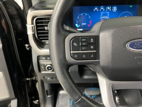 Used 2024 Ford F350 Lariat w/ Lariat Ultimate Package AWD/4WD image 26