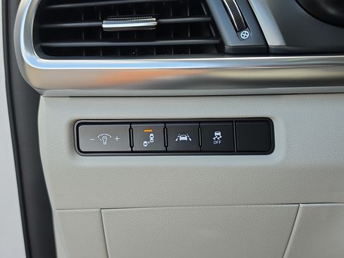 Used 2022 Kia Telluride S FWD image 29