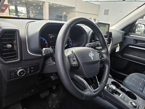Used 2024 Ford Bronco Sport Heritage w/ Heritage Convenience Package AWD/4WD image 11