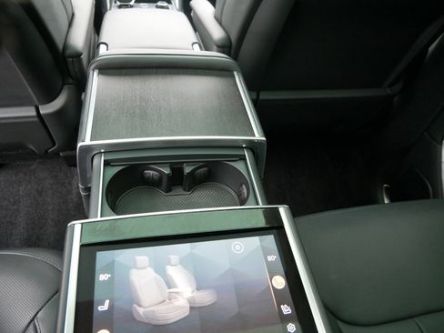 Used 2023 Land Rover Range Rover First Edition image 21