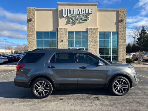 Used 2016 Ford Explorer Sport w/ Equipment Group 401A image 1