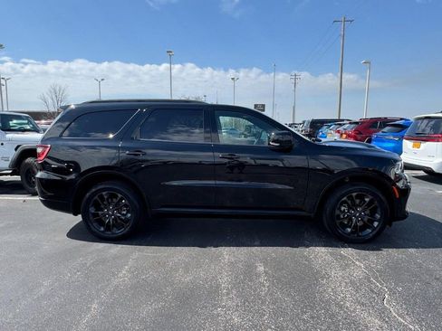Used 2021 Dodge Durango GT image 2