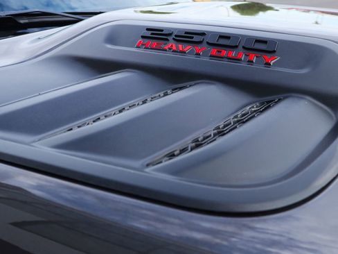 Used 2024 RAM 2500 Limited image 25