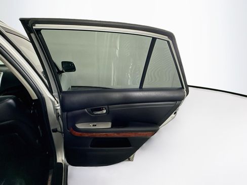 Used 2005 Lexus RX 330 FWD image 29