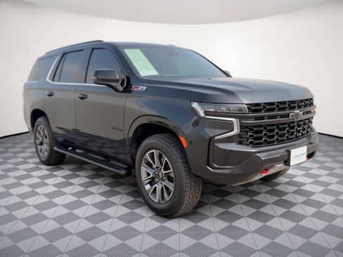 Certified 2024 Chevrolet Tahoe Z71 w/ Luxury Package AWD/4WD image 7