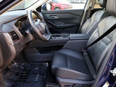 Certified 2026 Nissan Rogue Platinum w/ Platinum Premium Package AWD/4WD image 19