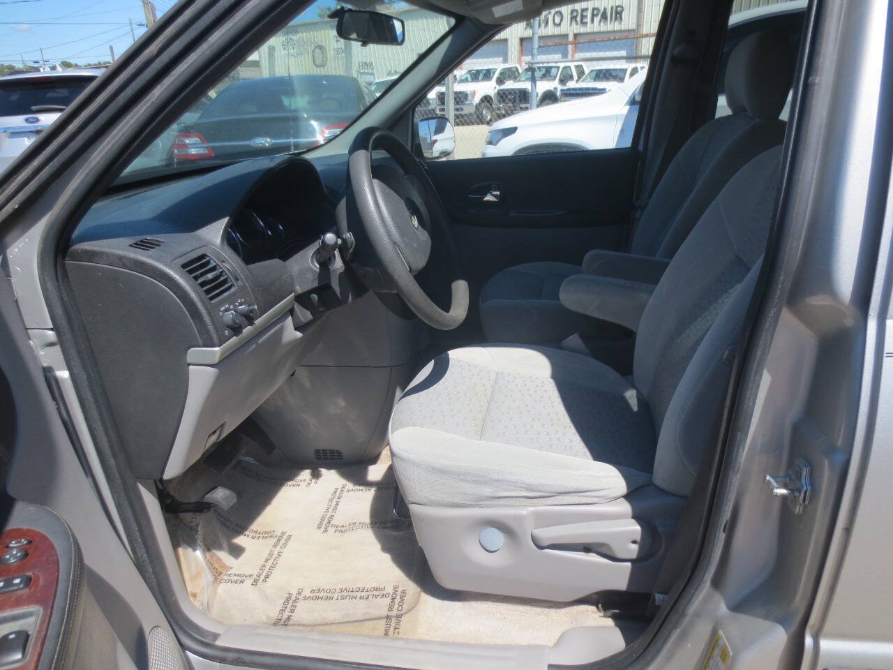 Used 2008 Chevrolet Uplander LS w/ Climate Package FWD image 7