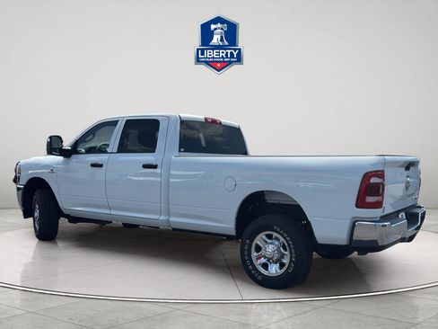Certified 2024 RAM 2500 Tradesman w/ Chrome Appearance Group AWD/4WD image 7