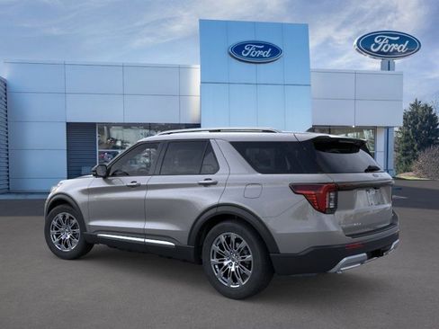 New 2026 Ford Explorer Platinum image 4
