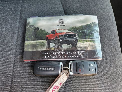 Used 2024 RAM 2500 Big Horn w/ Sport Appearance Package image 44