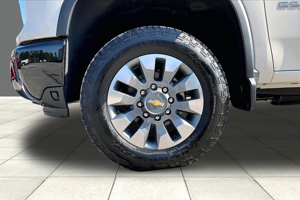 New 2026 Chevrolet Silverado 2500 Custom w/ Custom Value Package AWD/4WD image 12