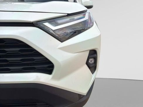 Used 2022 Toyota RAV4 XLE Premium AWD/4WD image 11